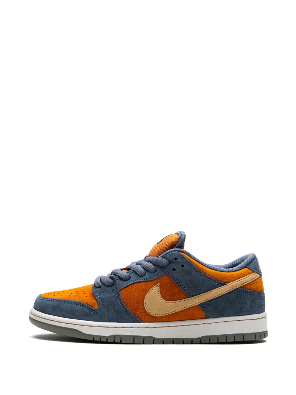 Nike SB Dunk Low Sneaker "Light Carbon"