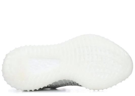 Yeezy 350 v2 Sneaker Static